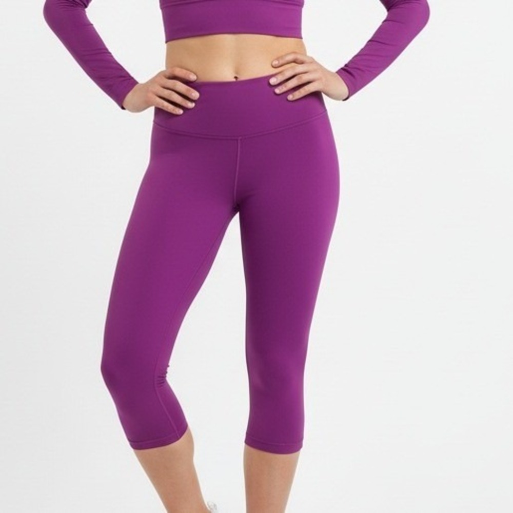 Lululemon Align High‎ Rise Crop Leggings Amethyst Purple Size 6 Athletic Yoga